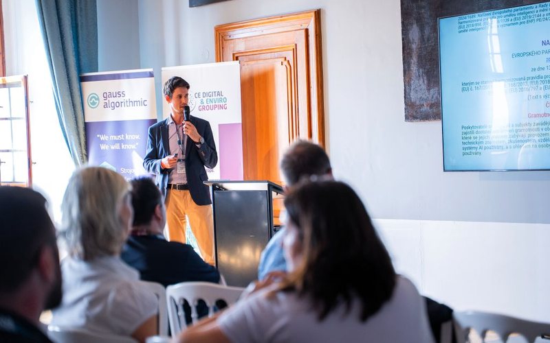 Přednáška na CS-Tech Summitu
